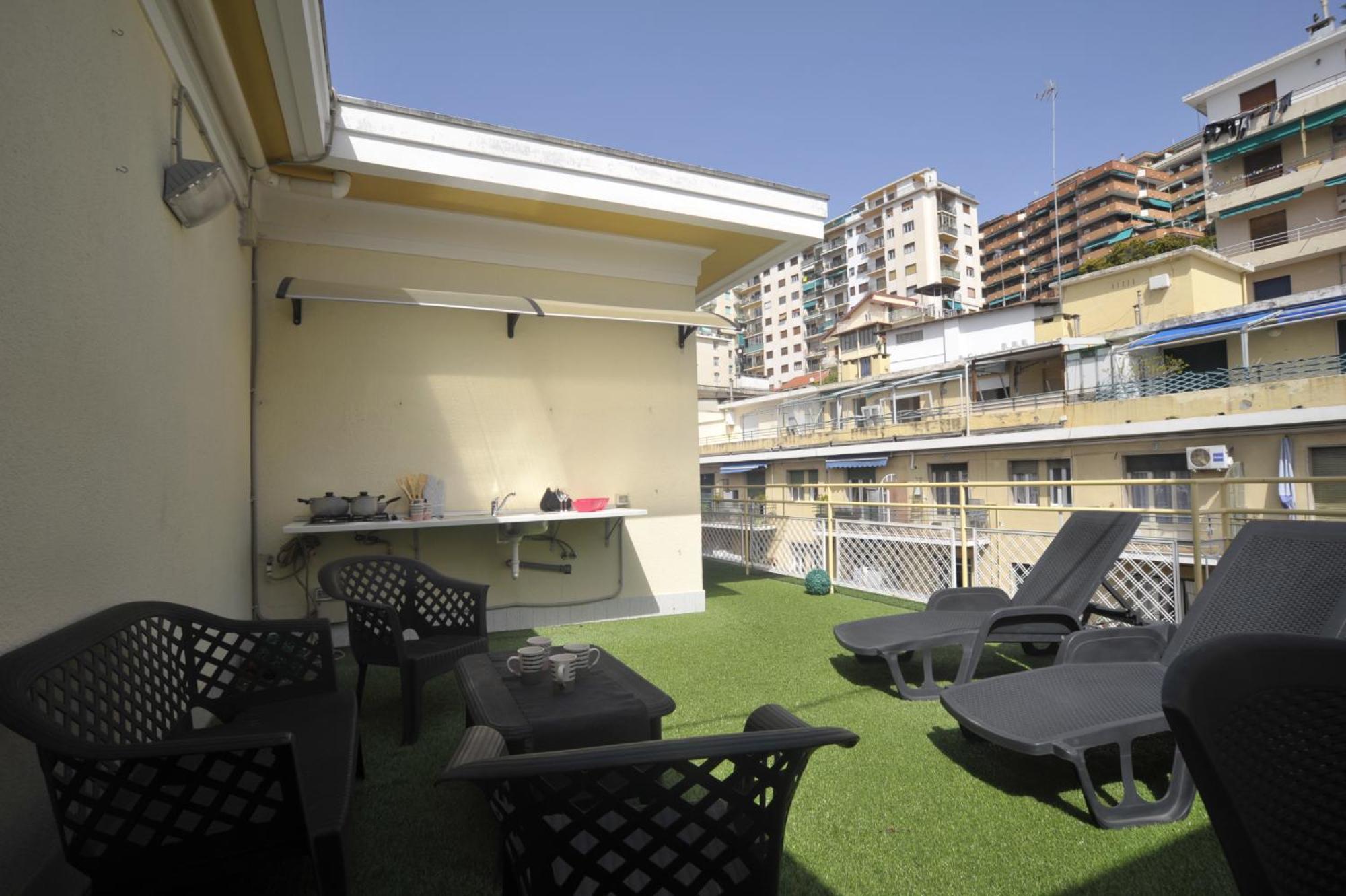 Casa Rosa Lucia Centrale Con Parcheggio Sanremo Exterior foto