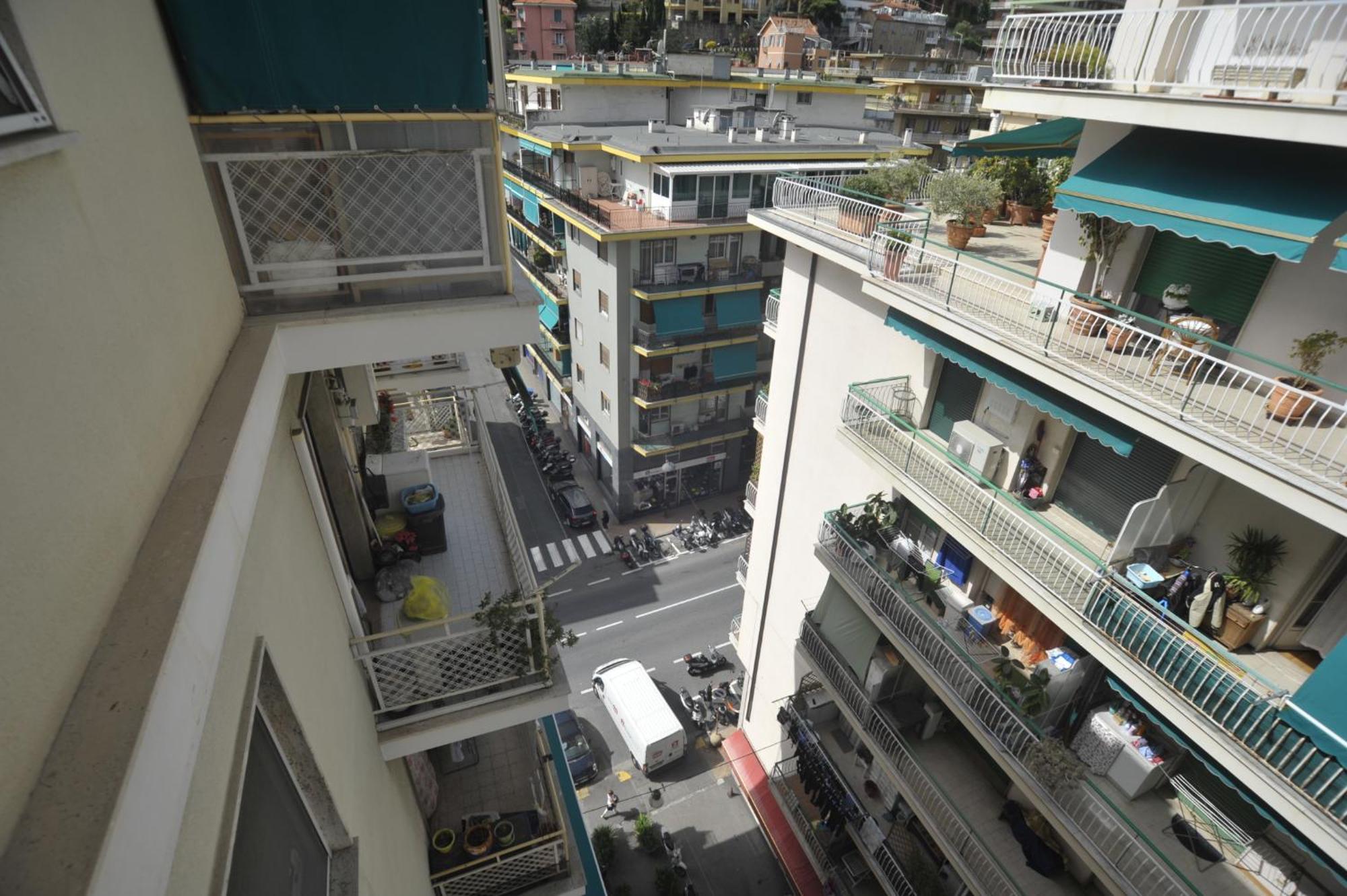 Casa Rosa Lucia Centrale Con Parcheggio Sanremo Exterior foto